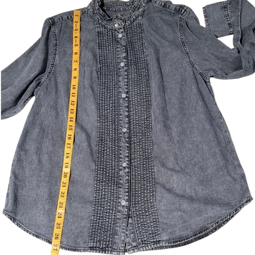 GAP Jeweled Pintuck Denim Button Up Grey Wash Shirt Size Large - Picture 11 of 11
